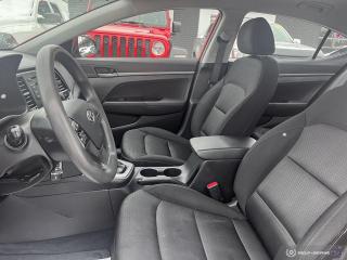 2017 Hyundai Elantra LE / HTD SEATS / AC / AUTO - Photo #10