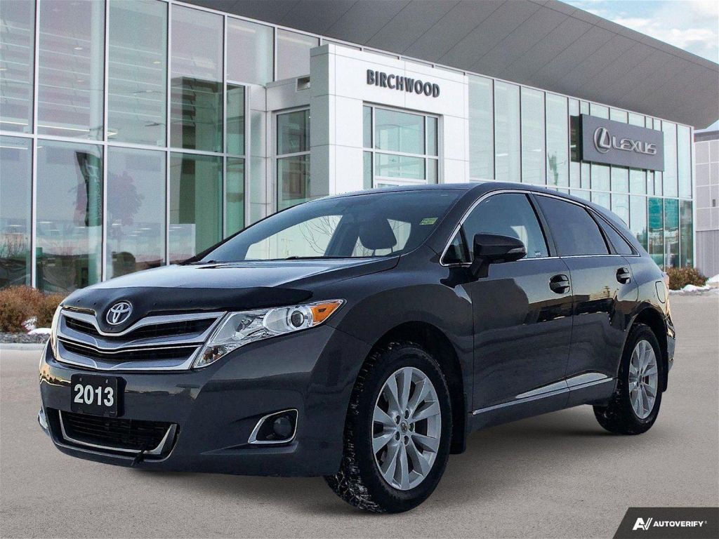 Used 2013 Toyota Venza 4dr Wgn AWD Premium Pkg AWD Leather for Sale in Winnipeg, Manitoba