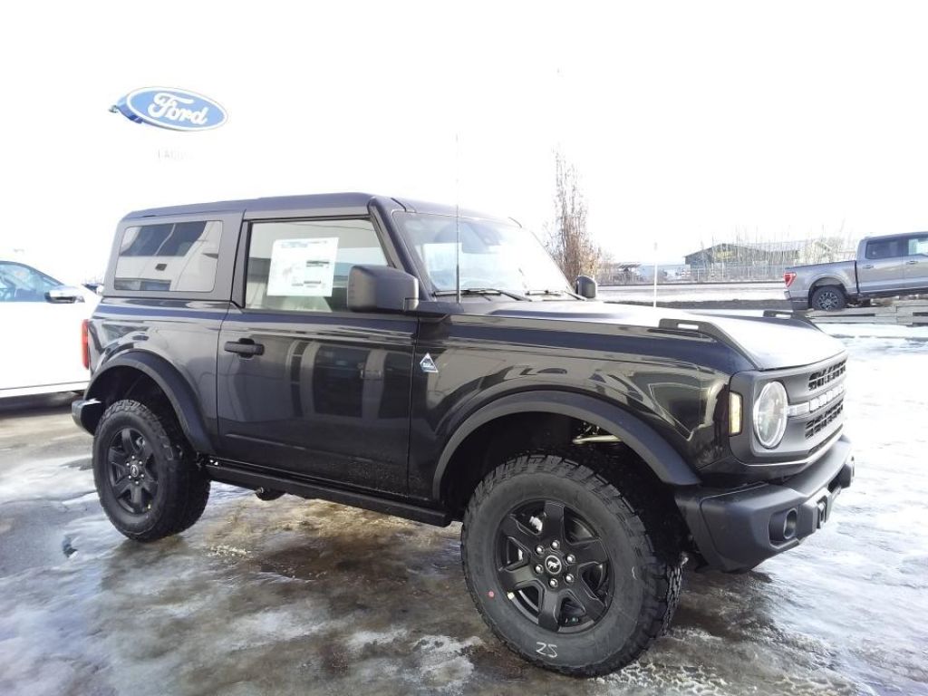 New 2024 Ford Bronco Black Diamond for Sale in Lacombe, Alberta