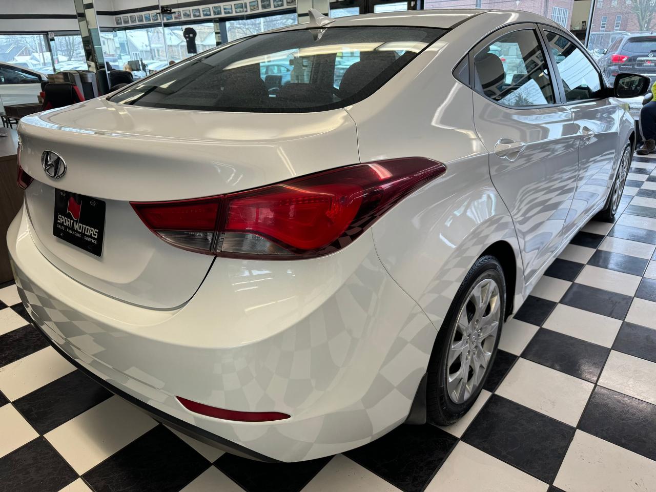 2015 Hyundai Elantra GL ECO+New Tires+A/C+Heated Seats+Cruise+ - Photo #29