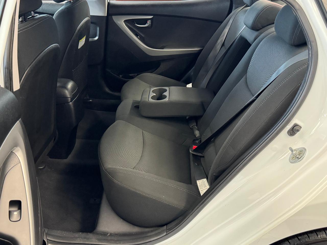 2015 Hyundai Elantra GL ECO+New Tires+A/C+Heated Seats+Cruise+ - Photo #16