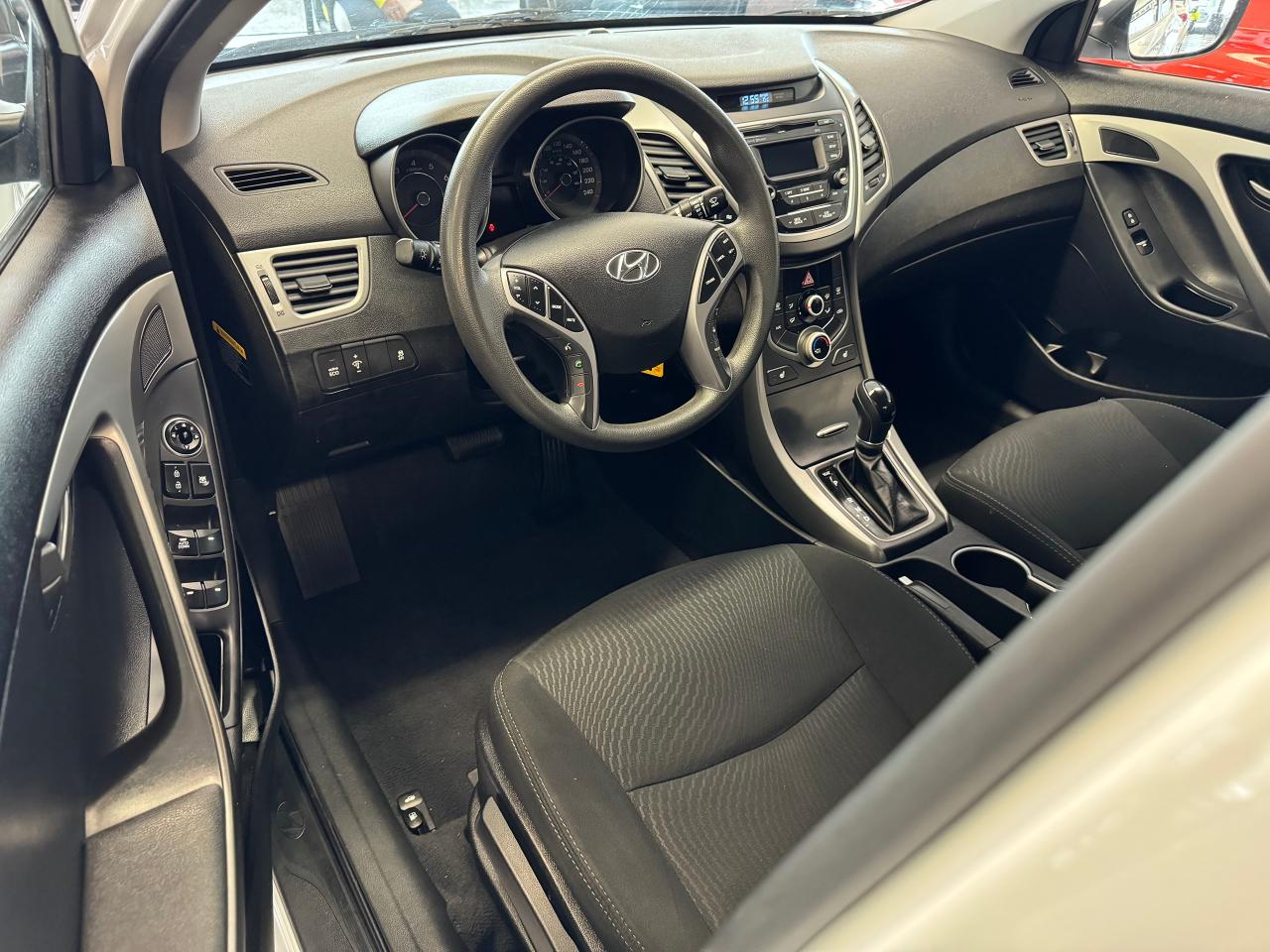 2015 Hyundai Elantra GL ECO+New Tires+A/C+Heated Seats+Cruise+ - Photo #10