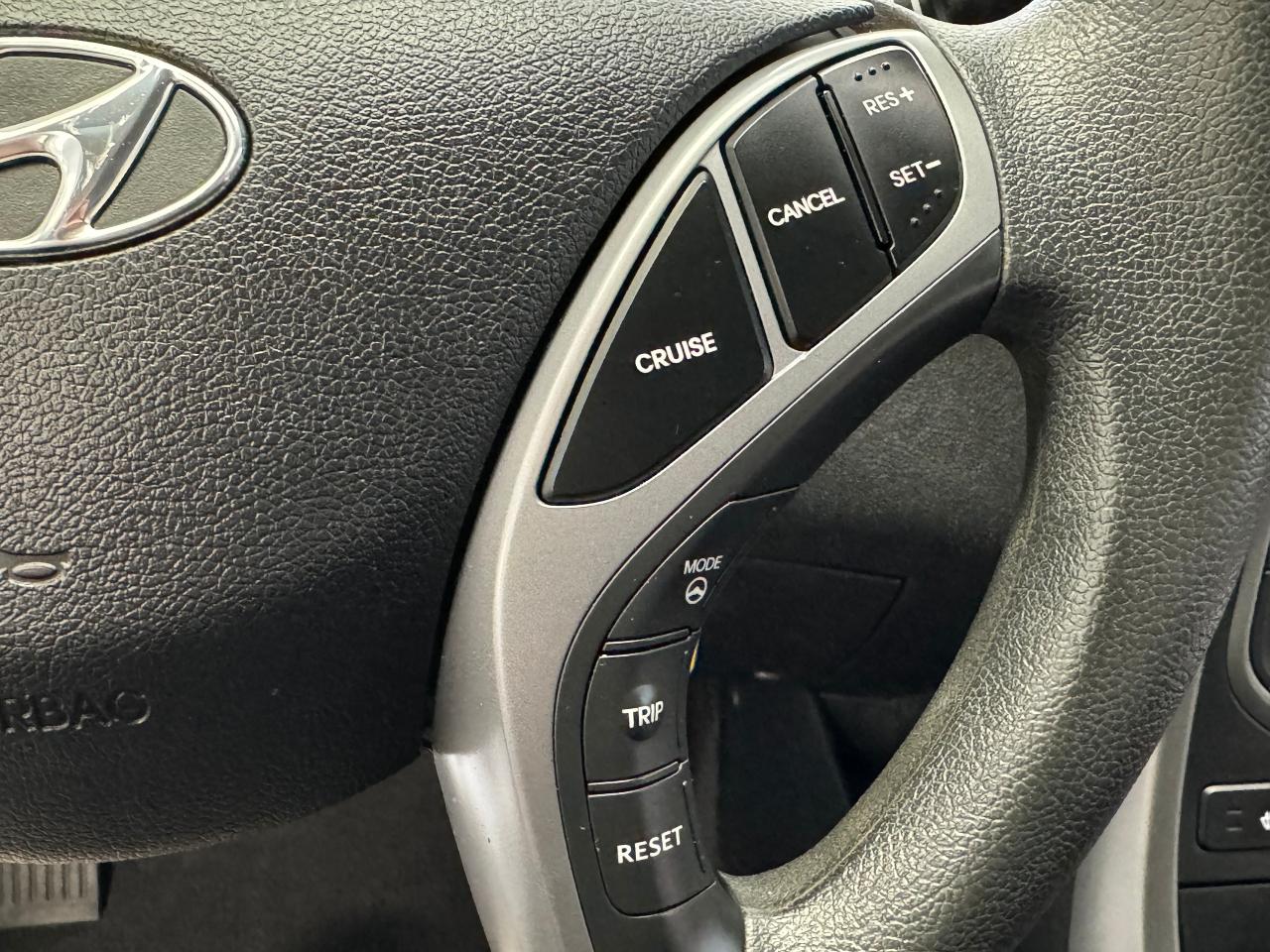 2015 Hyundai Elantra GL ECO+New Tires+A/C+Heated Seats+Cruise+ - Photo #19