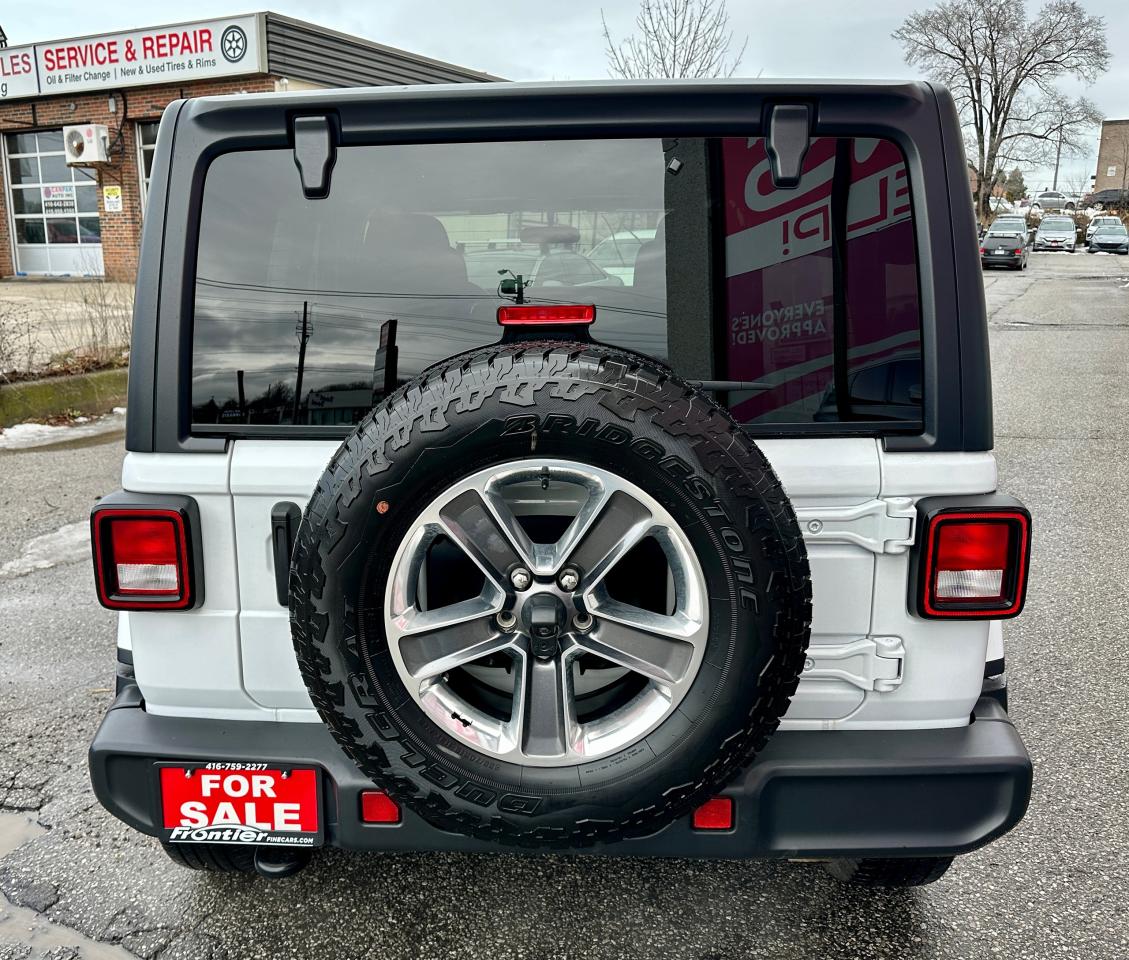 2021 Jeep Wrangler Unlimited Sahara 4X4 Photo4