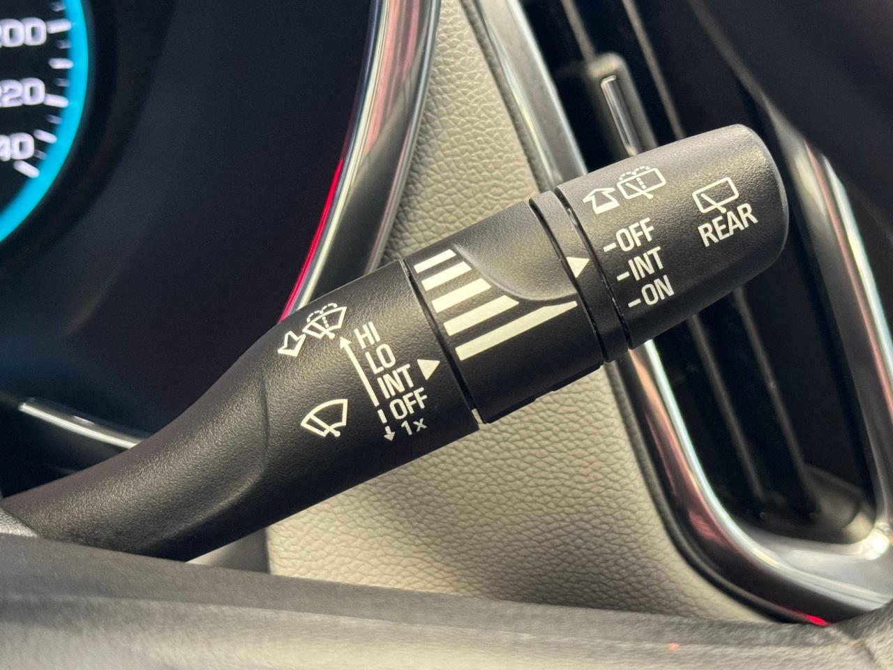 2018 Chevrolet Equinox LT+Power Seat+Remote Start+ApplePlay+CLEAN CARFAX - Photo #49