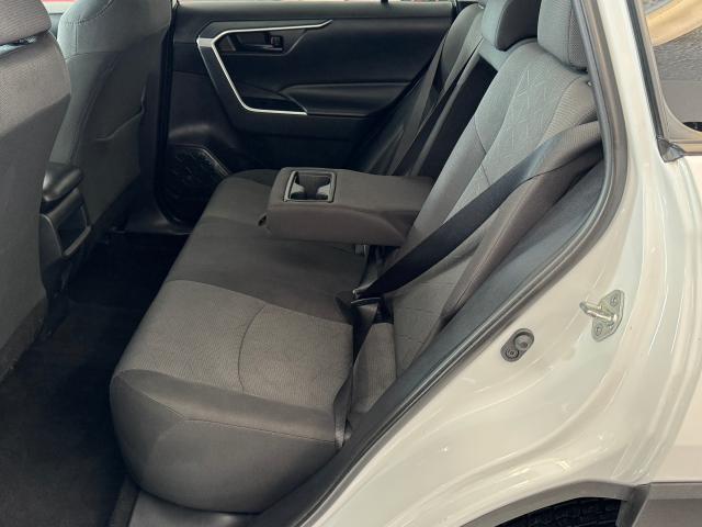 2019 Toyota RAV4 LE+Adaptive Cruise+ApplePlay+LEDs+CLEAN CARFAX Photo24