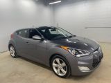 2015 Hyundai Veloster SE Photo21