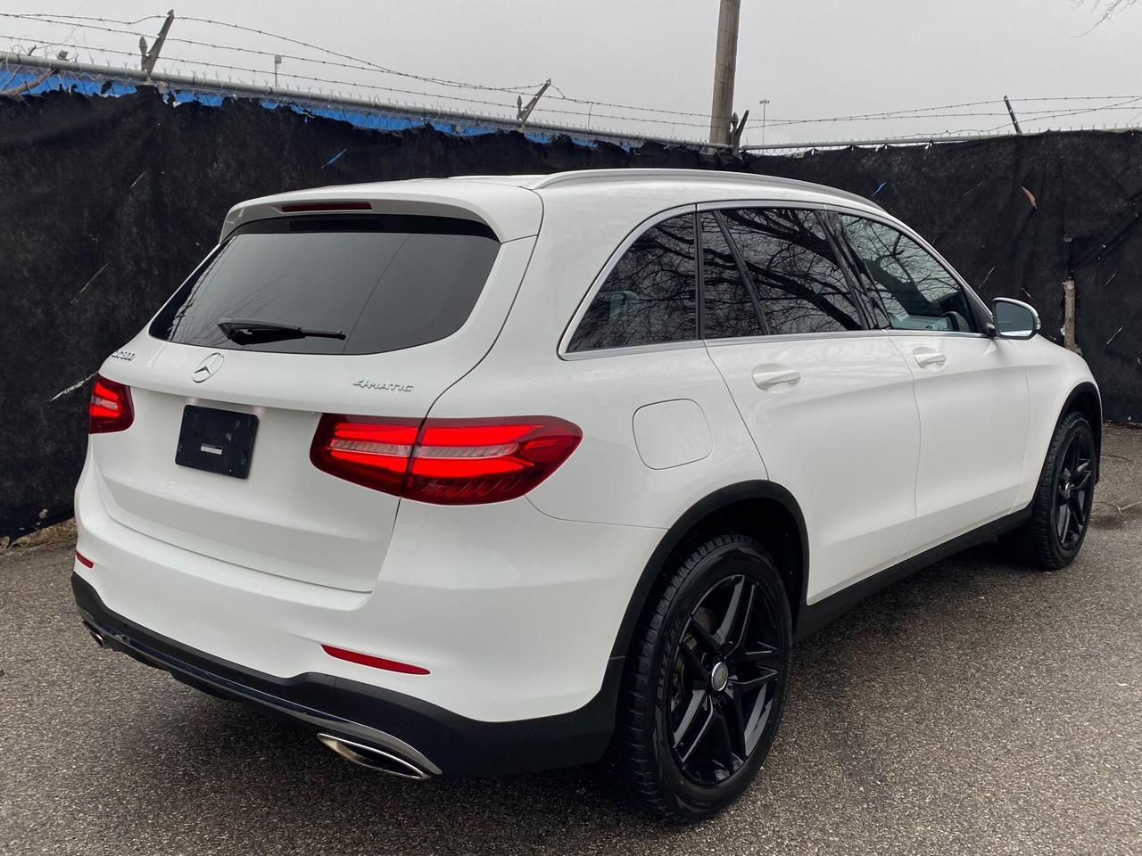 2017 Mercedes-Benz GLC 300 ***SOLD*** Photo