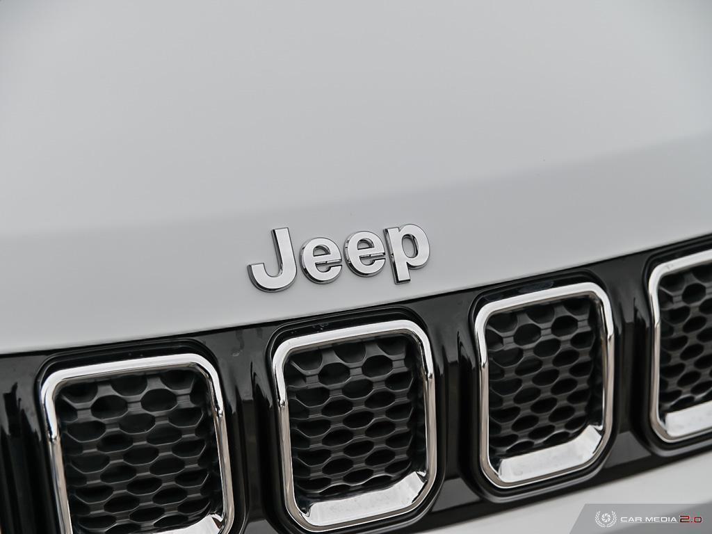 2024 Jeep Compass LIMITED - Photo #9