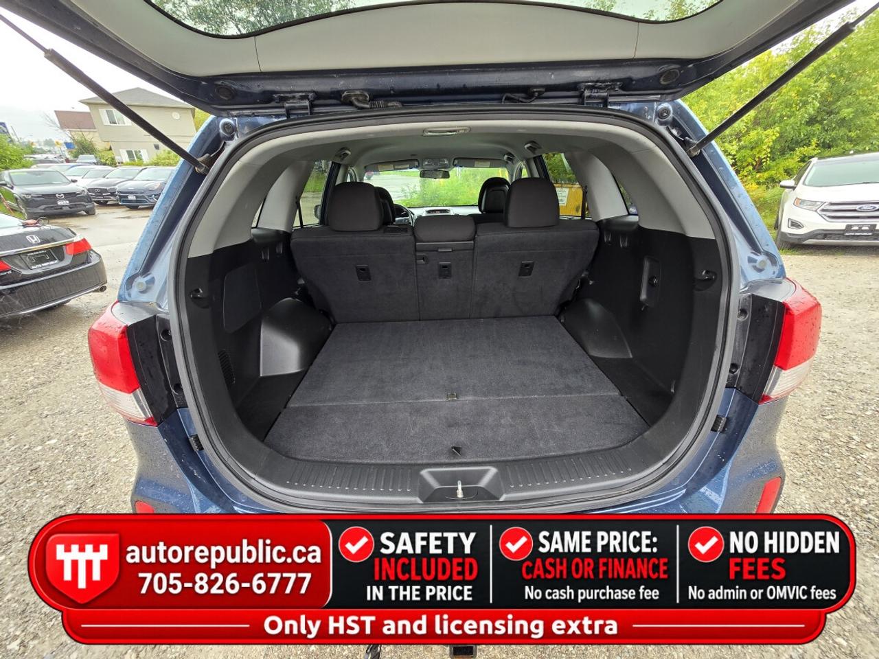 2015 Kia Sorento LX AWD Certified Local Trade in Photo