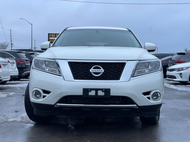 2015 Nissan Pathfinder Platinum AWD / CLEAN CARFAX / PANO / LEATHER / NAV Photo2