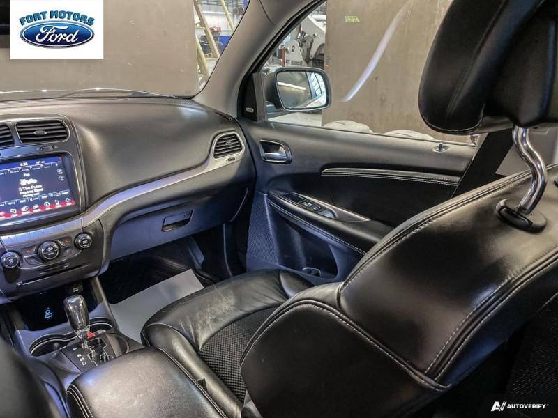 2017 Dodge Journey Crossroad  - Leather Seats Photo5