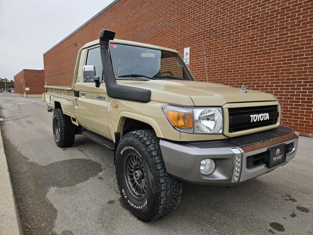 2008 Toyota Land Cruiser ****ONLY 1 IN CANADA**** New 2023 Front End