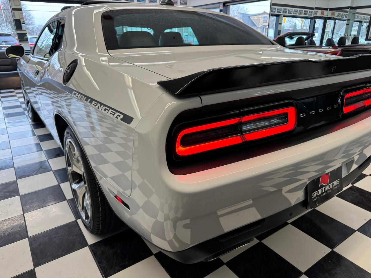 2016 Dodge Challenger SXT PLUS+Roof+Cooled Leather+Camera+ACCIDENT FREE Photo37