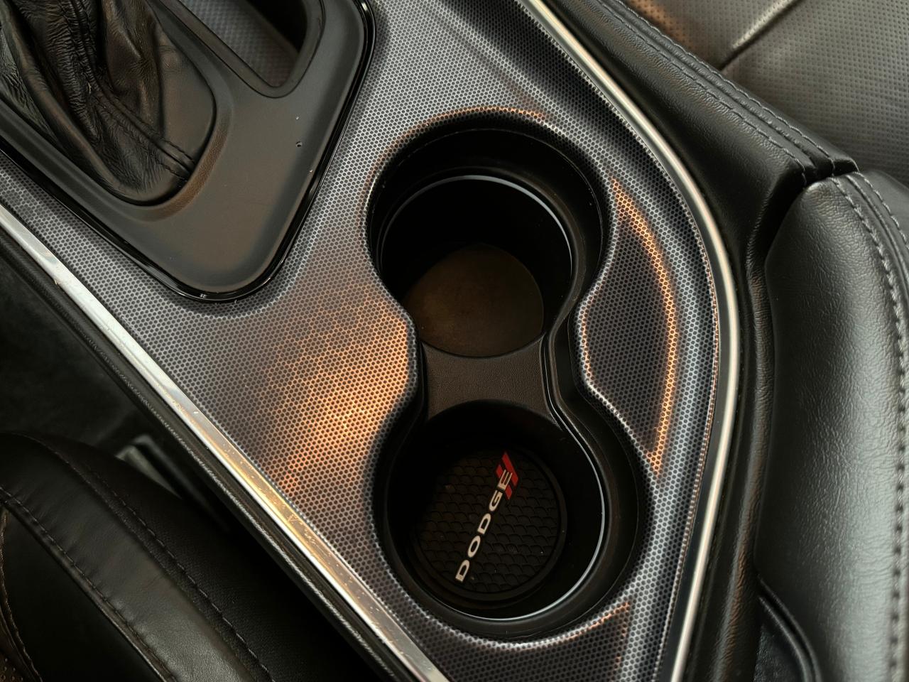 2016 Dodge Challenger SXT PLUS+Roof+Cooled Leather+Camera+ACCIDENT FREE - Photo #46