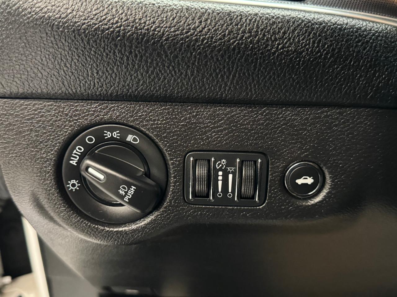 2016 Dodge Challenger SXT PLUS+Roof+Cooled Leather+Camera+ACCIDENT FREE - Photo #53