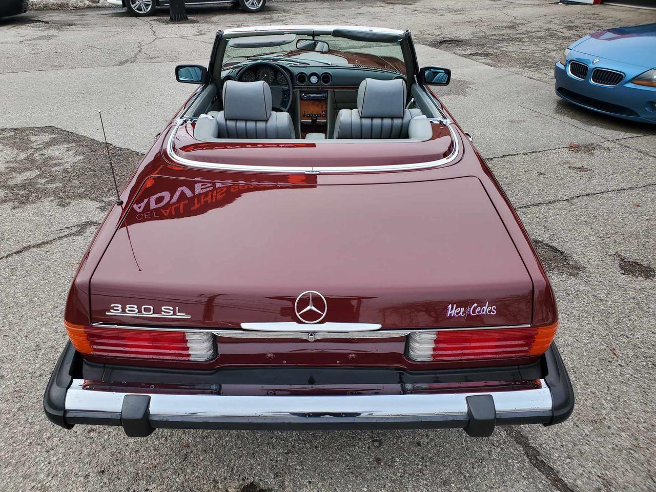 1984 Mercedes-Benz 380 380SL Photo4