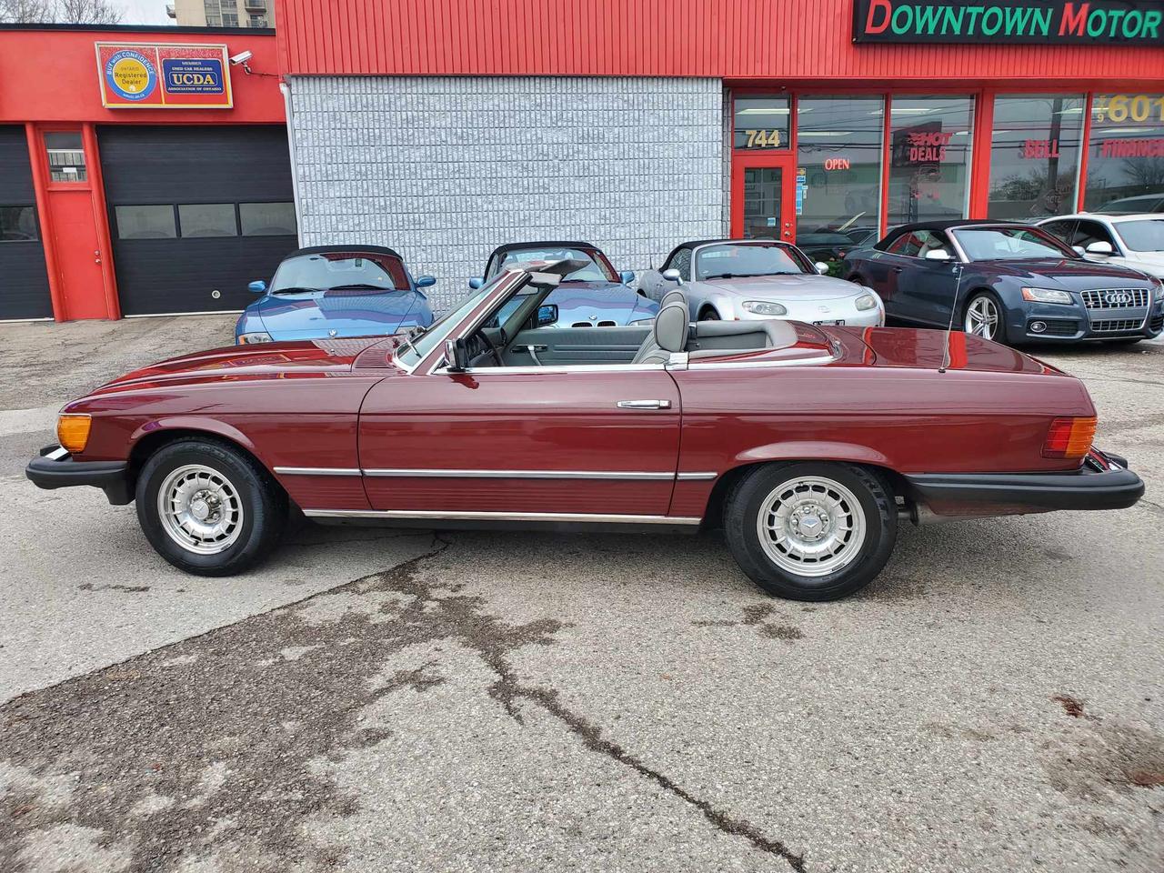 1984 Mercedes-Benz 380 380SL Photo2