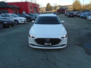 2019 Mazda MAZDA3 GS/ AWD/ NO ACCIDENT / ONE OWNER / REAR CAM / MINT - Photo #2