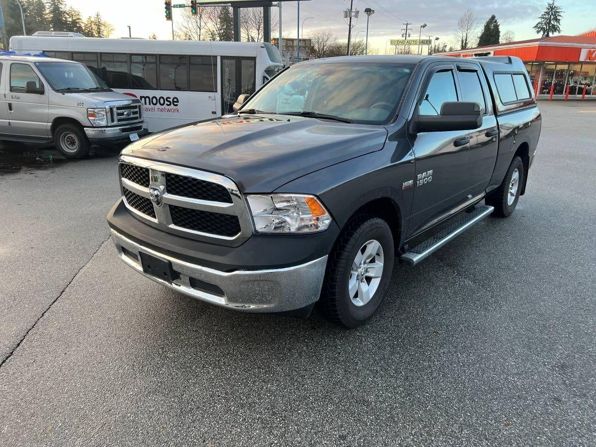 2018 RAM 1500 4x4 Quad Cab 6'4" Box /with canopy - Photo #5