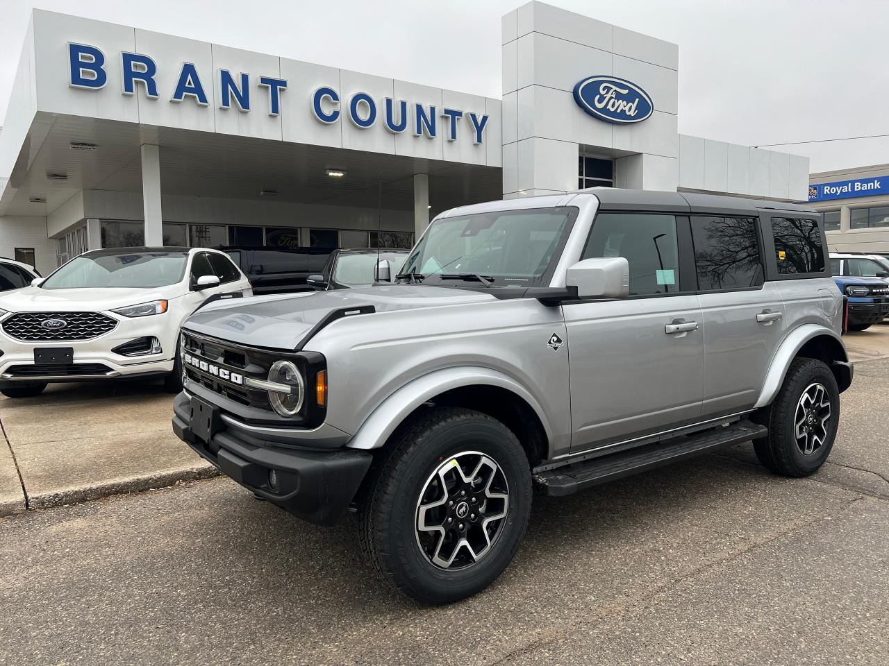 New 2024 Ford Bronco OUTER BANKS 4 DOOR 4X4 for sale in Brantford, ON