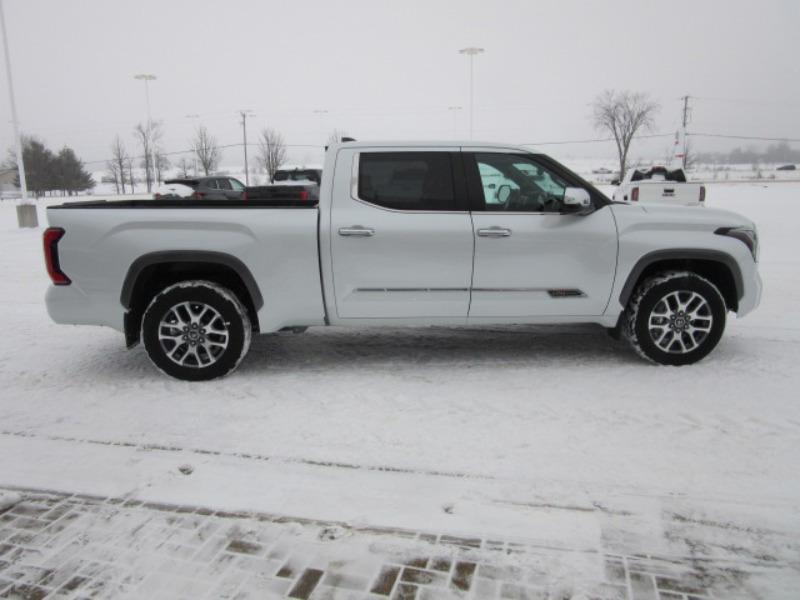 2024 Toyota Tundra CREWMAX PLATINUM L  1794 EDITION Photo