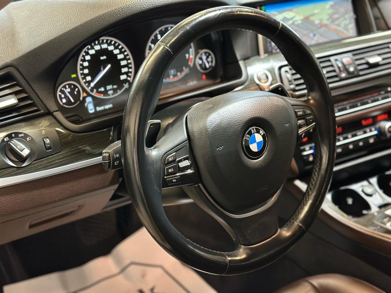 2015 BMW 535xi |NAV|BACKUP|360 CAM|HK SOUND|FULLY LOADED| - Photo #8