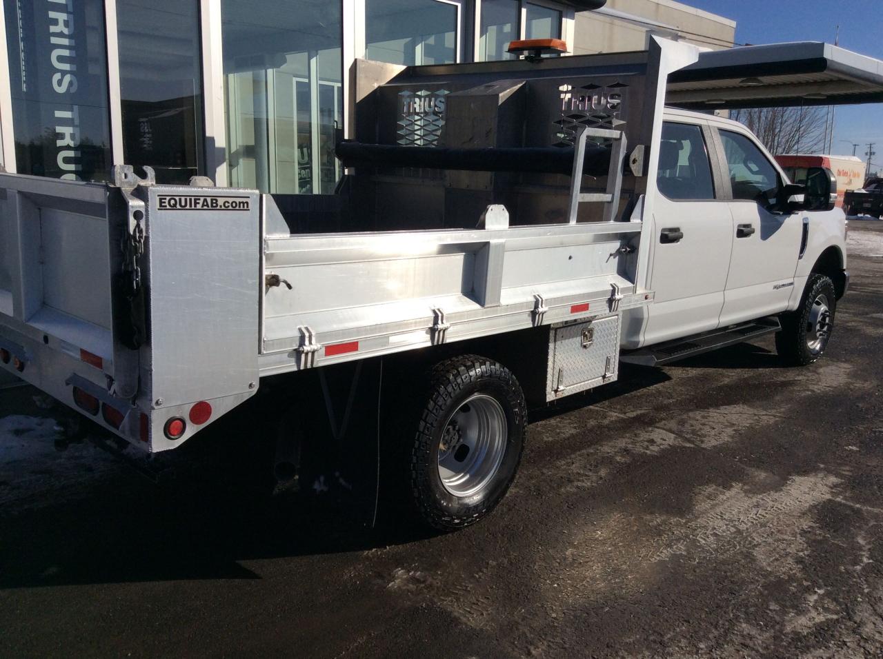 2022 Ford F-350 XL Photo