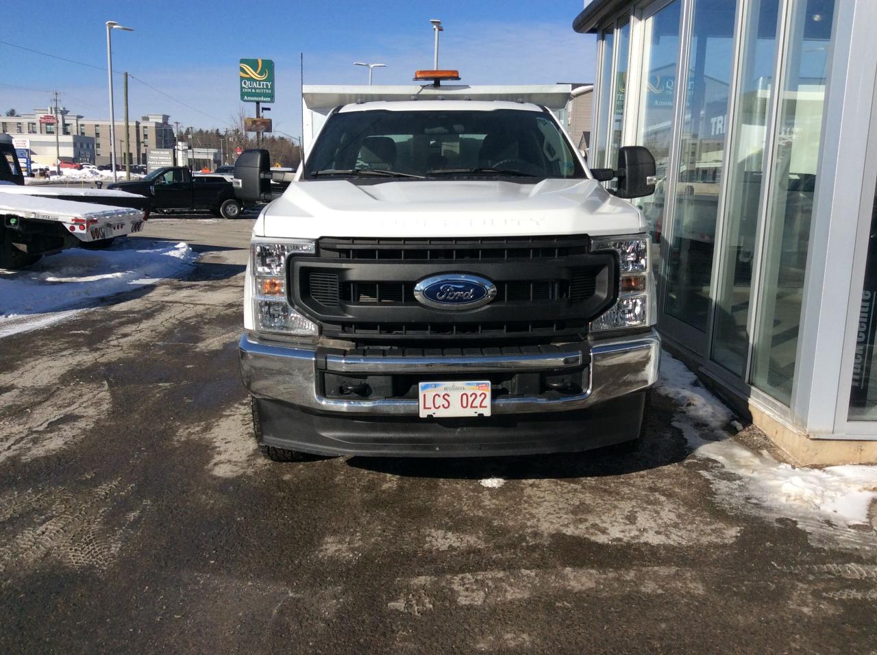 2022 Ford F-350 XL Photo