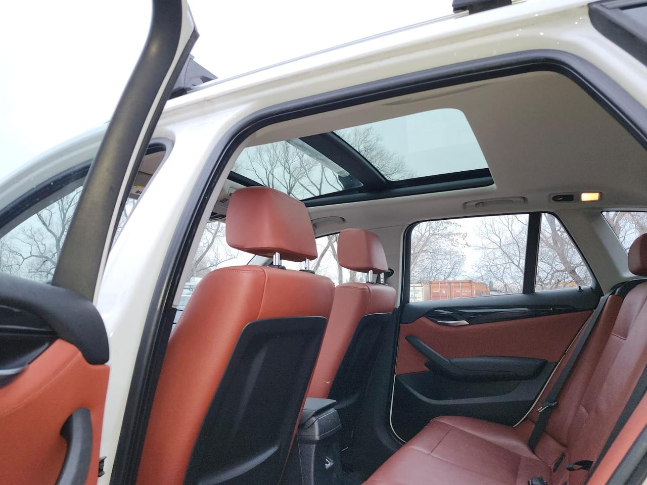 2012 BMW X1 Navigation, Pano Roof, AWD 4dr 28i Photo