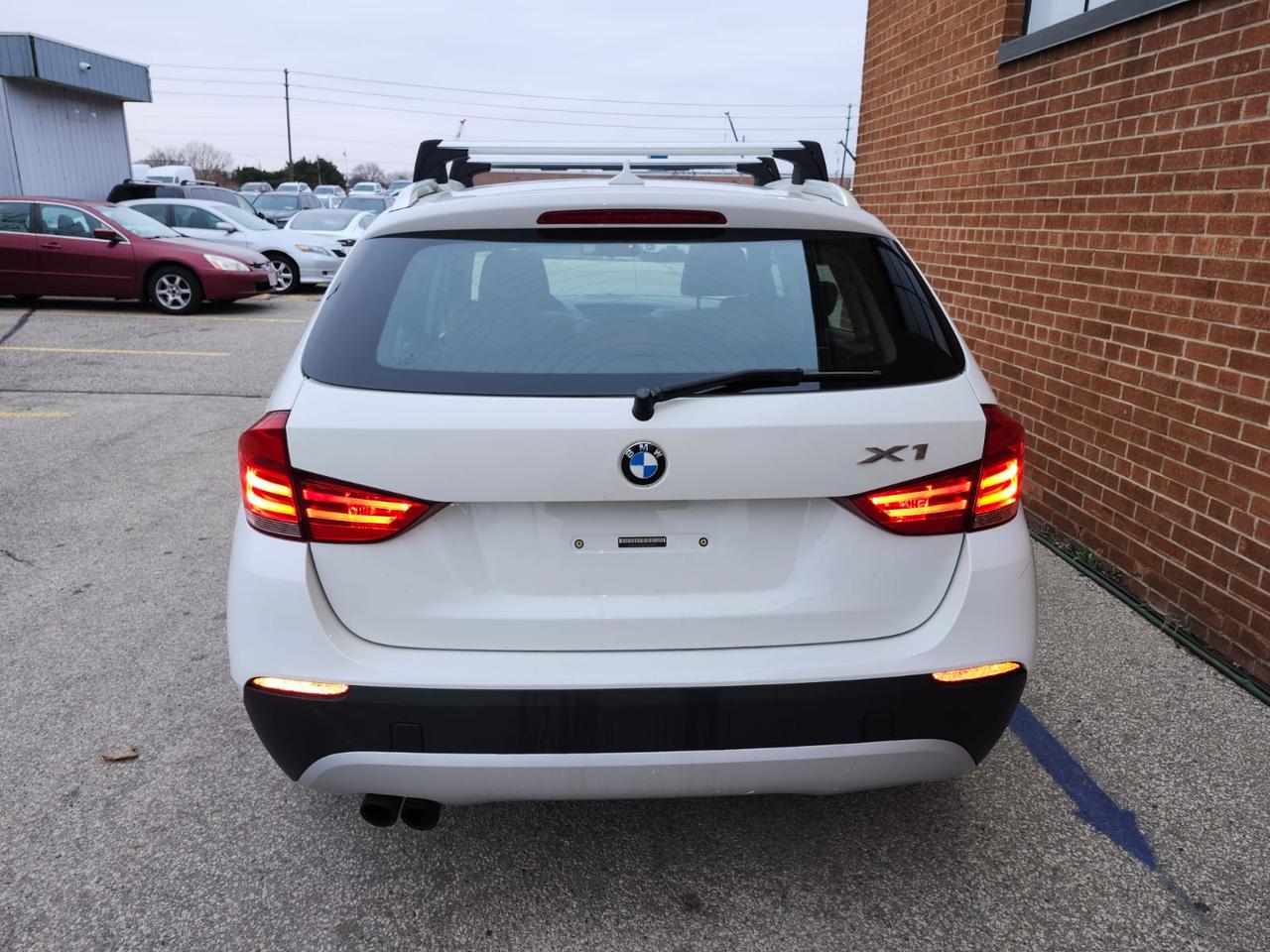 2012 BMW X1 Navigation, Pano Roof, AWD 4dr 28i Photo
