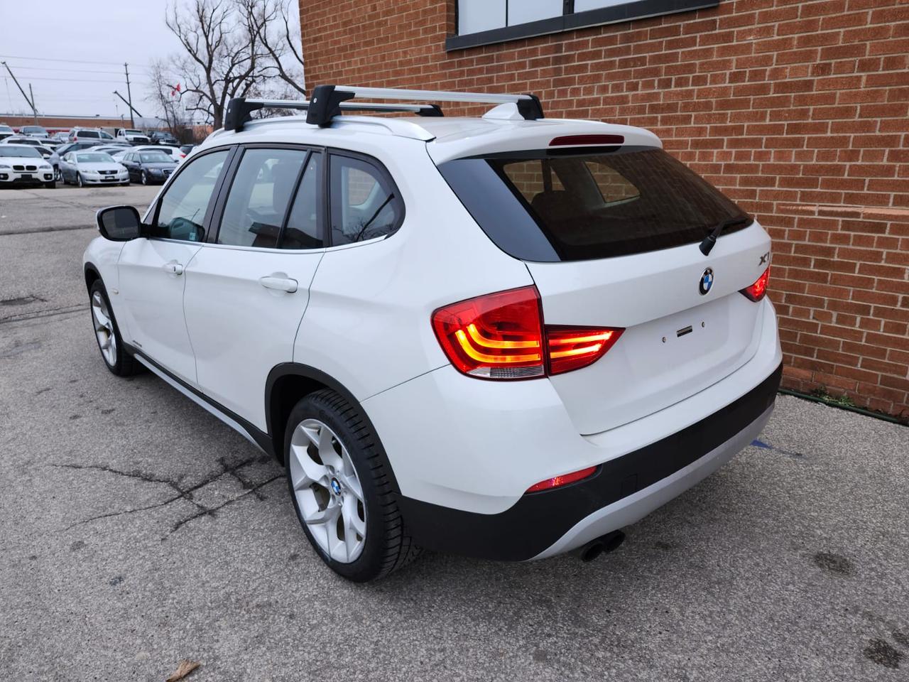 2012 BMW X1 Navigation, Pano Roof, AWD 4dr 28i Photo