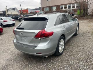 2015 Toyota Venza XLE - Photo #3