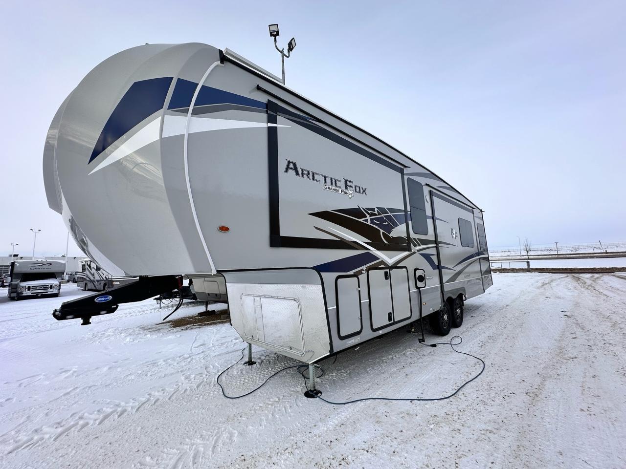 New 2024 Arctic Fox Grande Ronde 30-5RD in Camrose, Alberta. Selling ...