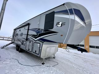 New 2024 Arctic Fox Grande Ronde 30-5RD  for sale in Camrose, AB