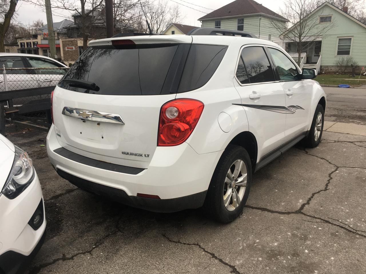 2012 Chevrolet Equinox FWD 4DR 2LT - Photo #3