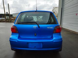 2005 Toyota Echo  - Photo #4