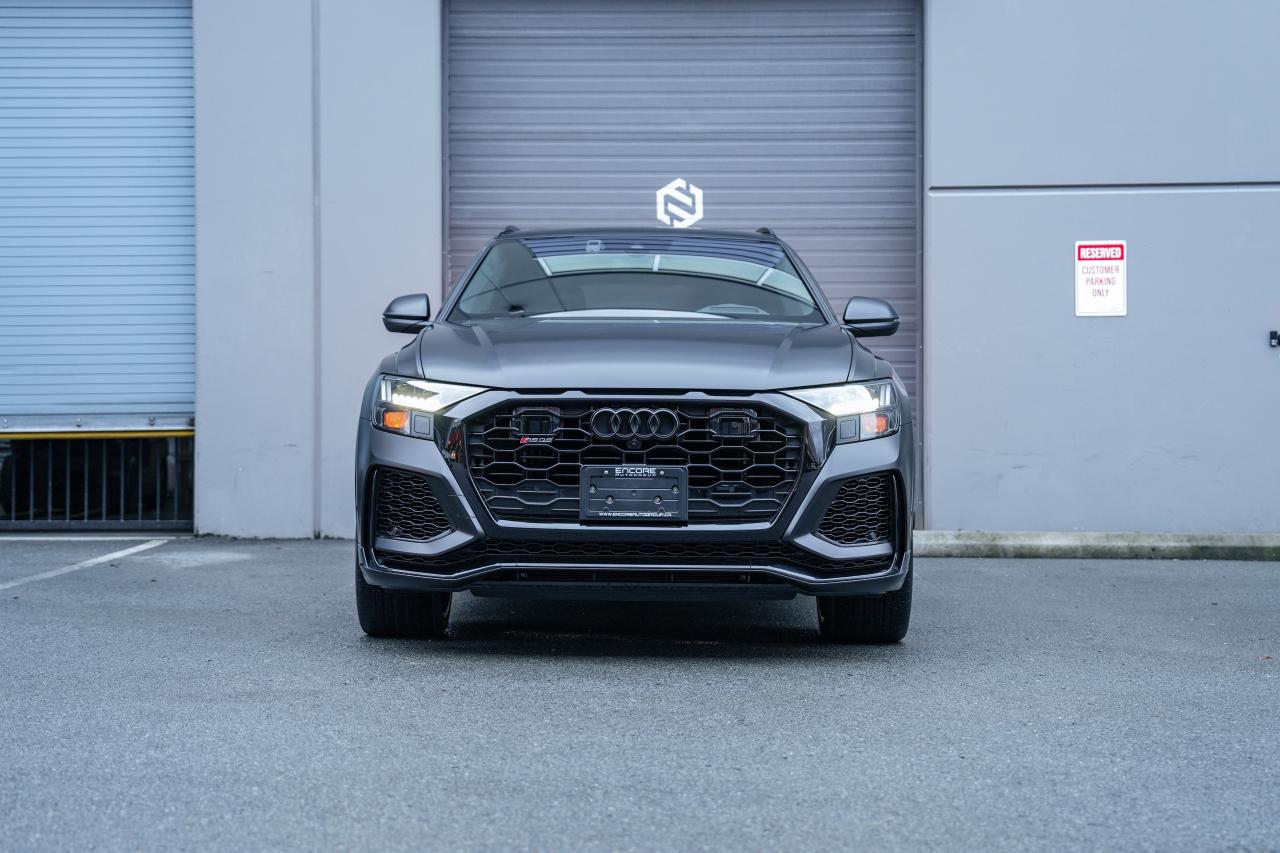 2022 Audi RSQ8 