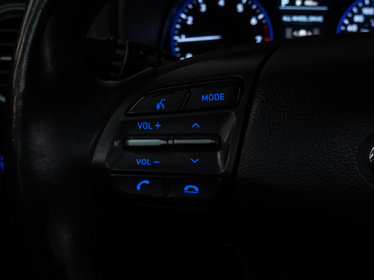 2019 Hyundai KONA ULTIMATE | AWD | Nav | Leather | Sunroof | CarPlay