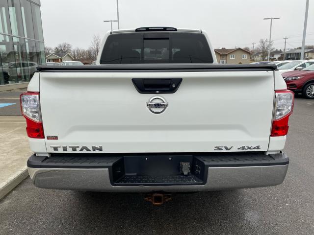 2017 Nissan Titan SV