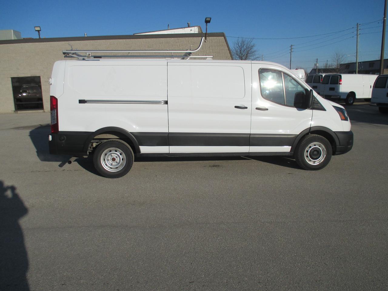 2021 Ford Transit 250 T-250 148" Low Rf 9070 GVWR RWD - Photo #4