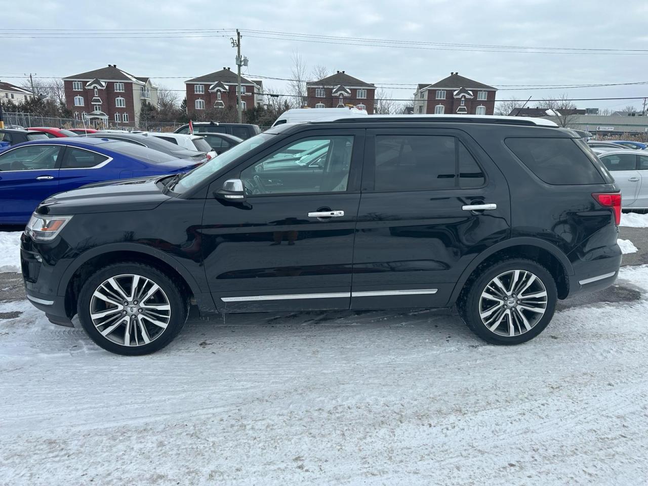 2018 Ford Explorer Platinum 4wd - Photo #3