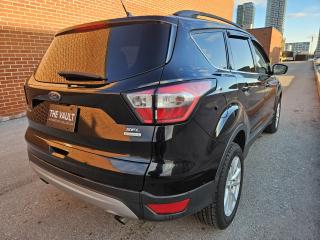 2018 Ford Escape SEL FWD No Accidents - Photo #8