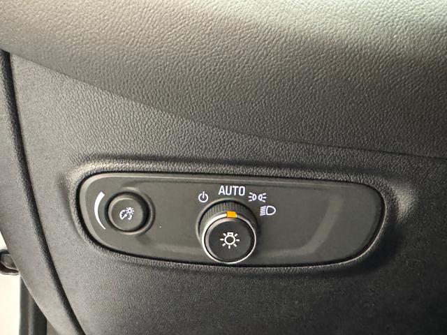 2019 Chevrolet Equinox LS+Remote Start+ApplePlay+Heated Seats+CLEANCARFAX Photo51