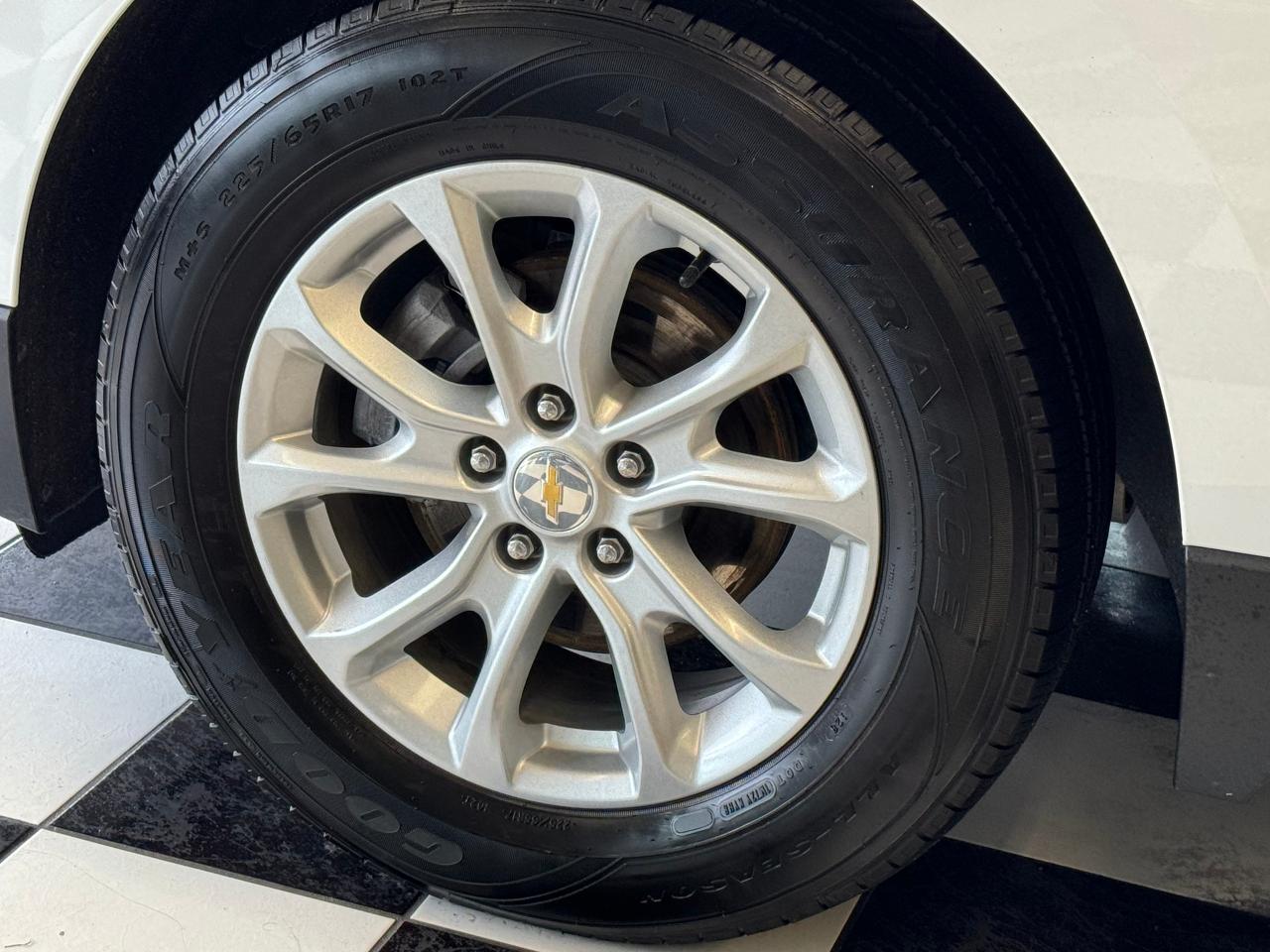 2019 Chevrolet Equinox LS+Remote Start+ApplePlay+Heated Seats+CLEANCARFAX Photo56