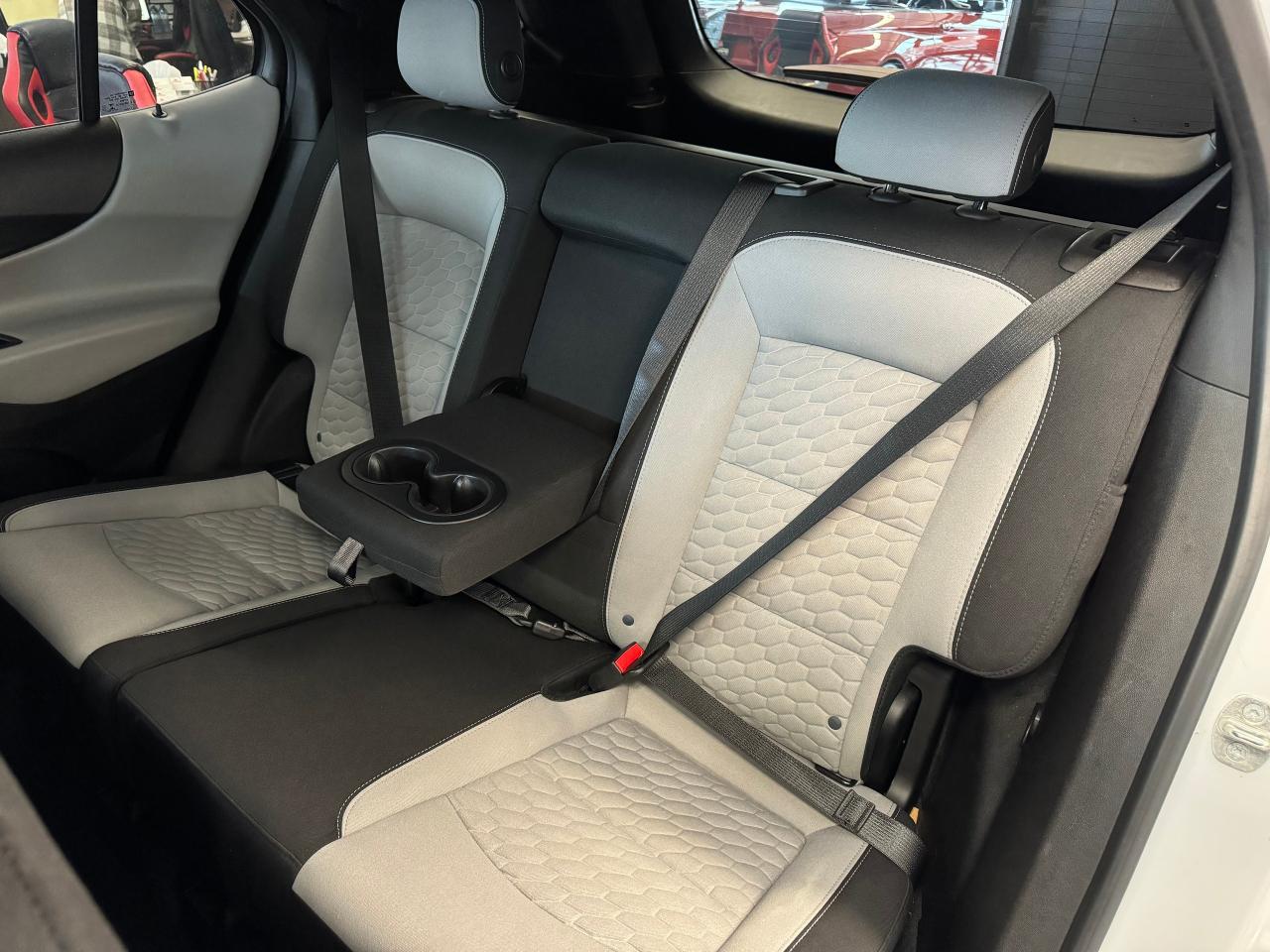 2019 Chevrolet Equinox LS+Remote Start+ApplePlay+Heated Seats+CLEANCARFAX Photo89