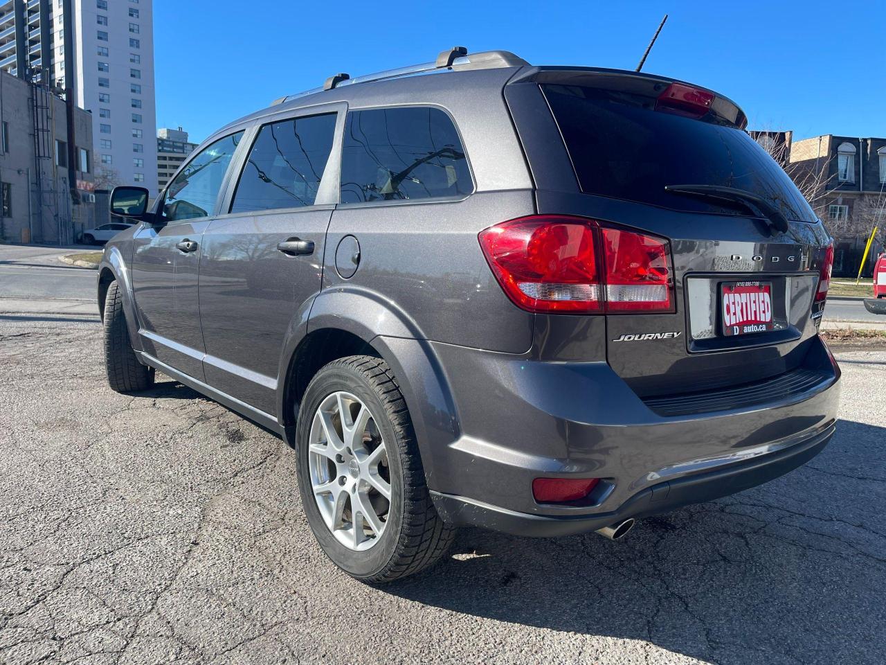 2015 Dodge Journey LIMITED/7 PASSENGERS/BT/PWR SEATED/CERTIFIED. - Photo #3