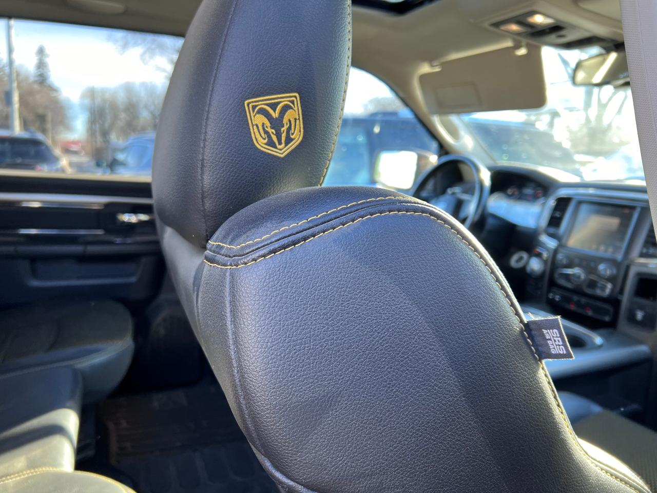 2016 RAM 1500  - Photo #10