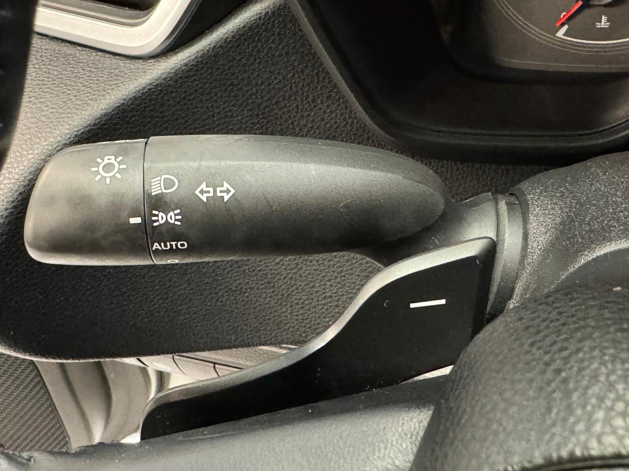 2020 Toyota Corolla SE+Tinted+New Brakes+Adaptive Cruise+CLEAN CARFAX - Photo #46