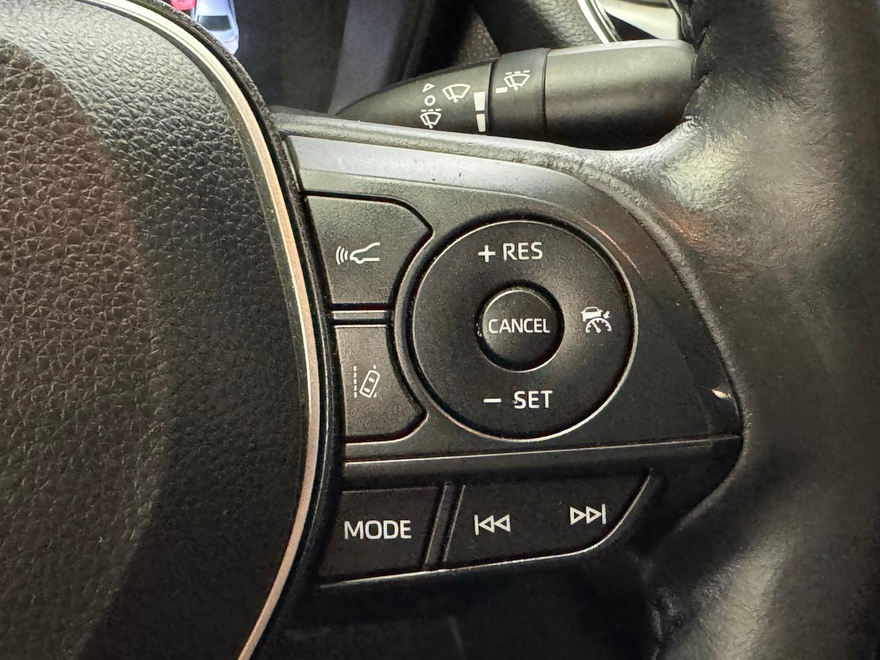 2020 Toyota Corolla SE+Tinted+New Brakes+Adaptive Cruise+CLEAN CARFAX Photo43